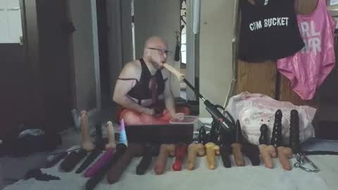 Nasty Cumslut online show from November 9, 2:04 pm