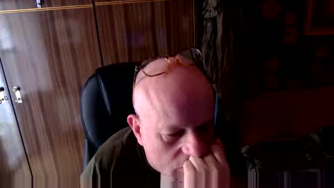 Snapshot of jgs54 chatting on June 11, 10:35 am jgs54 online show from June 11, 10:35 am