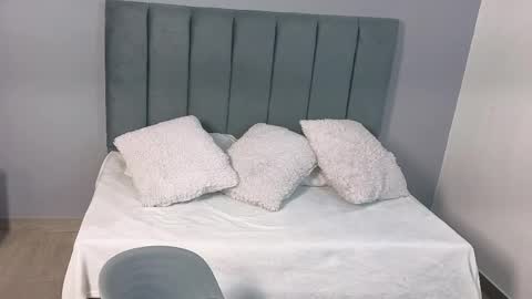 Jhan online show from April 4, 11:51 am