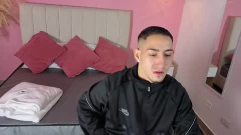 Jhan online show from April 14, 10:54 am