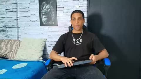 jhay_wheeler777 online show from September 29, 3:22 am