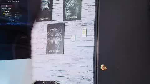 jhay_wheeler777 online show from April 24, 7:49 pm