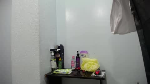 Snapshot of jheampiero chatting on September 15, 1:22 pm Jheampiero online show from September 15, 1:22 pm