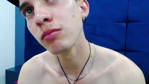 Snapshot of jheampiero chatting on October 11, 3:10 pm Jheampiero online show from October 11, 3:10 pm