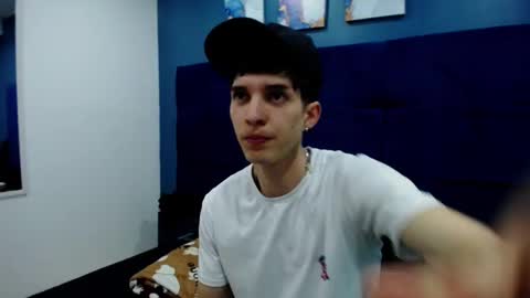 Snapshot of jheampiero chatting on October 20, 12:49 pm Jheampiero online show from October 20, 12:49 pm