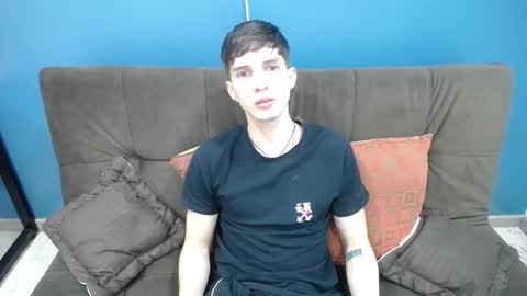 Snapshot of jheampiero chatting on November 18, 2:10 pm Jheampiero online show from November 18, 2:10 pm