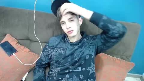 Snapshot of jheampiero chatting on November 19, 1:00 pm Jheampiero online show from November 19, 1:00 pm