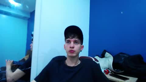 Snapshot of jheampiero chatting on November 28, 12:52 pm Jheampiero online show from November 28, 12:52 pm