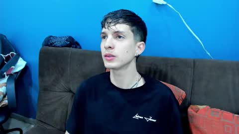 Snapshot of jheampiero chatting on December 3, 12:47 pm Jheampiero online show from December 3, 12:47 pm