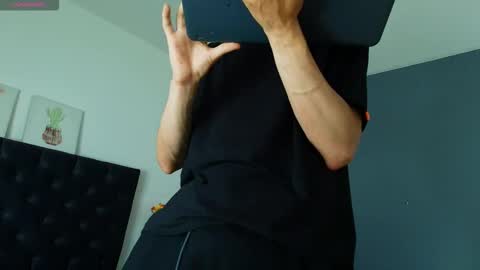 Jheampiero online show from March 17, 9:18 pm