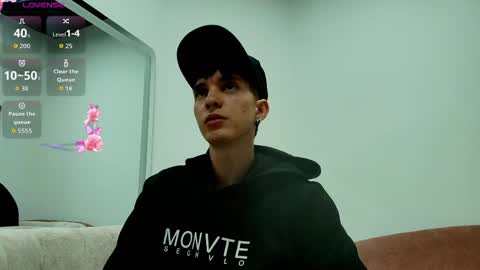 Jheampiero online show from April 21, 9:39 pm