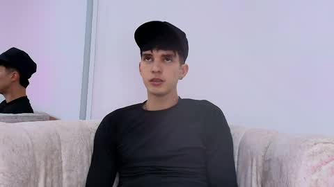 Jheampiero online show from April 25, 9:01 pm