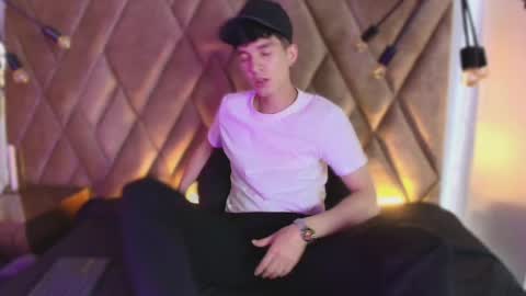 Jheampiero online show from April 29, 9:10 pm