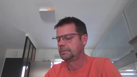 jhmec44000 online show from April 28, 12:10 pm