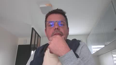 jhmec44000 online show from May 7, 12:21 pm