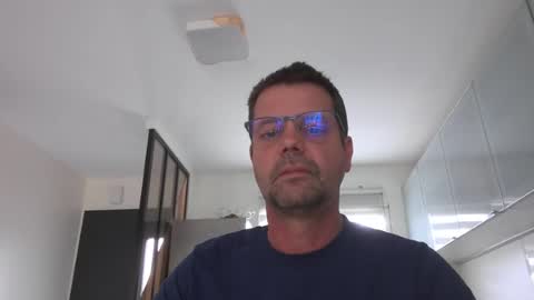 Snapshot of jhmec44000 chatting on June 28, 12:22 pm jhmec44000 online show from June 28, 12:22 pm