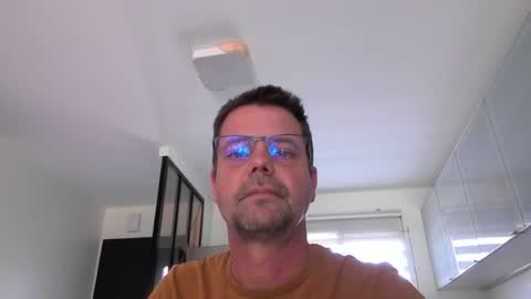 Snapshot of jhmec44000 chatting on June 30, 1:34 pm jhmec44000 online show from June 30, 1:34 pm