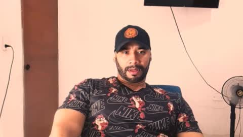 Snapshot of jho173027 chatting on January 8, 9:39 pm En moreno online show from January 8, 9:39 pm