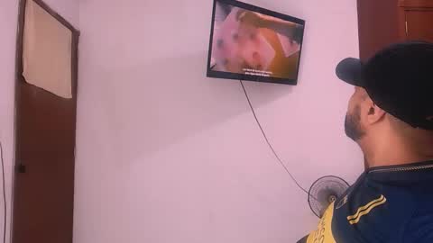 Snapshot of jho173027 chatting on January 11, 2:38 am En moreno online show from January 11, 2:38 am