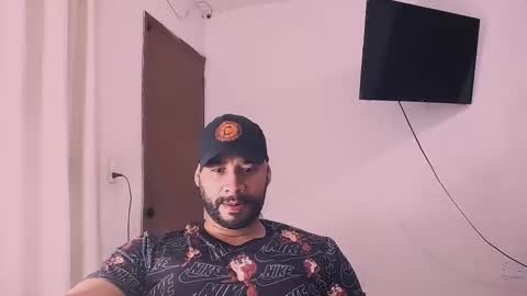 Snapshot of jho173027 chatting on January 14, 6:08 am En moreno online show from January 14, 6:08 am