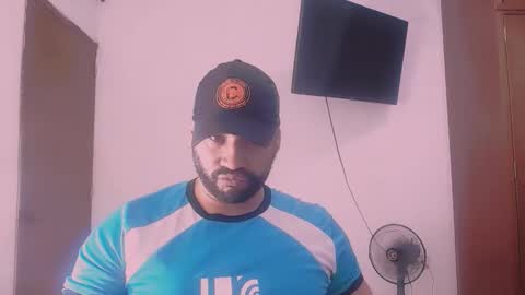 Snapshot of jho173027 chatting on January 15, 1:43 am En moreno online show from January 15, 1:43 am