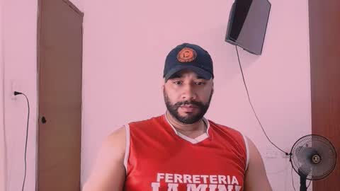 Snapshot of jho173027 chatting on January 19, 7:56 am En moreno online show from January 19, 7:56 am