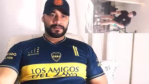 Snapshot of jho173027 chatting on March 1, 1:57 pm En moreno online show from March 1, 1:57 pm