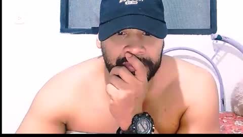 Snapshot of jho173027 chatting on March 3, 6:52 am En moreno online show from March 3, 6:52 am