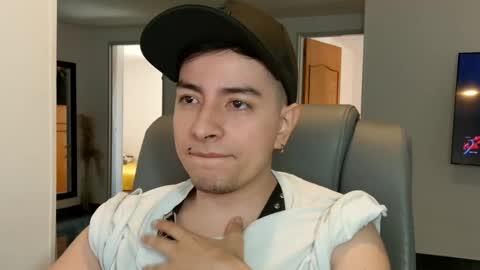 Jhoan Saenz online show from September 23, 3:48 pm