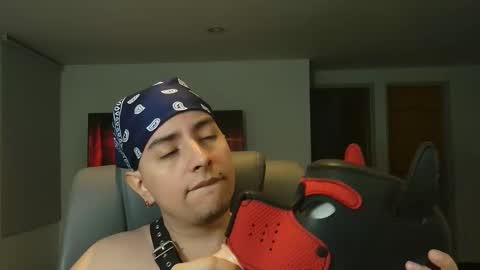 Jhoan Saenz online show from October 16, 2:01 am