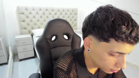 Snapshot of jhoanleandro chatting on November 14, 5:50 am jhoanleandro online show from November 14, 5:50 am