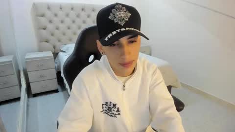 Snapshot of jhoanleandro chatting on November 30, 5:11 am jhoanleandro online show from November 30, 5:11 am