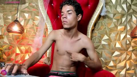 Snapshot of jhojan_foxxx1 chatting on October 26, 8:42 am Jhohan Fox online show from October 26, 8:42 am