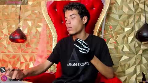 Snapshot of jhojan_foxxx1 chatting on October 31, 9:43 am Jhohan Fox online show from October 31, 9:43 am