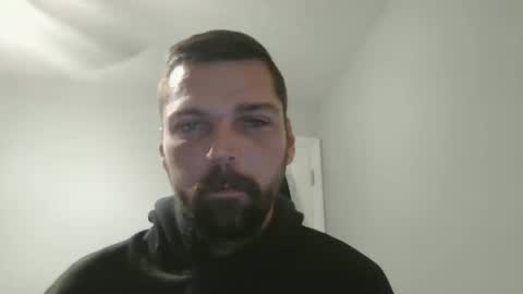 Snapshot of jholls chatting on January 12, 11:47 pm jholls online show from January 12, 11:47 pm