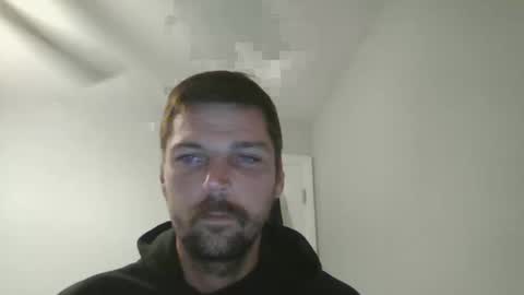 Snapshot of jholls chatting on February 22, 2:06 am jholls online show from February 22, 2:06 am