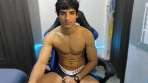 jhon online show from December 22, 10:56 am