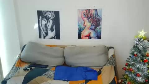 Snapshot of jhon_gade chatting on December 18, 2:42 am jhon_gade online show from December 18, 2:42 am