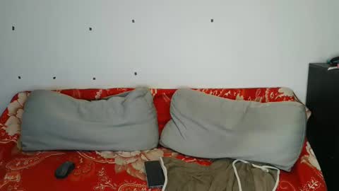 Snapshot of jhon_gade chatting on February 22, 5:55 am jhon_gade online show from February 22, 5:55 am