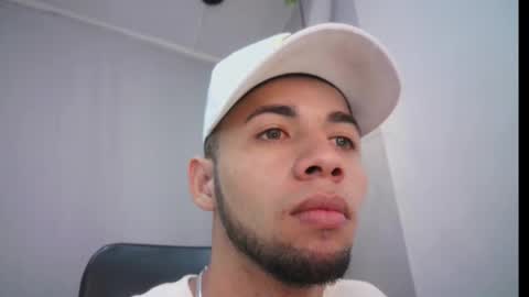 Snapshot of jhon_malo chatting on March 3, 4:25 am jhon_malo online show from March 3, 4:25 am