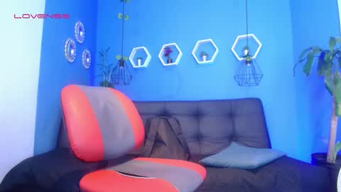 Snapshot of jhon_malo chatting on November 23, 2:33 am jhon_malo online show from November 23, 2:33 am