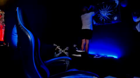 jhon_psyco online show from April 18, 5:11 am