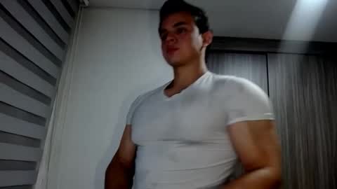 jhon_walkersky online show from April 25, 12:24 am