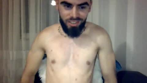 Here are Jhon and Tomy online show from October 30, 9:48 pm