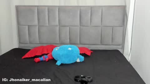 Snapshot of jhonny_macallan chatting on February 1, 3:50 pm Jhonaiker online show from February 1, 3:50 pm