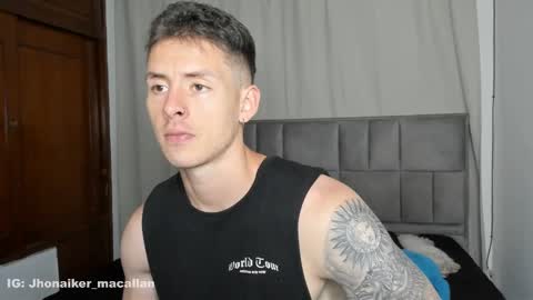 Snapshot of jhonny_macallan chatting on March 5, 10:54 pm Jhonaiker online show from March 5, 10:54 pm