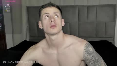 Snapshot of jhonny_macallan chatting on September 16, 2:01 am Jhonaiker online show from September 16, 2:01 am