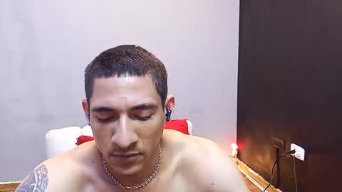 jhonny_thes28 online show from December 2, 9:47 am