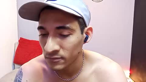 jhonny_thes28 online show from December 23, 2:31 am