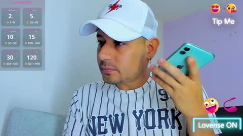 Jhony Alzate online show from December 23, 4:01 am